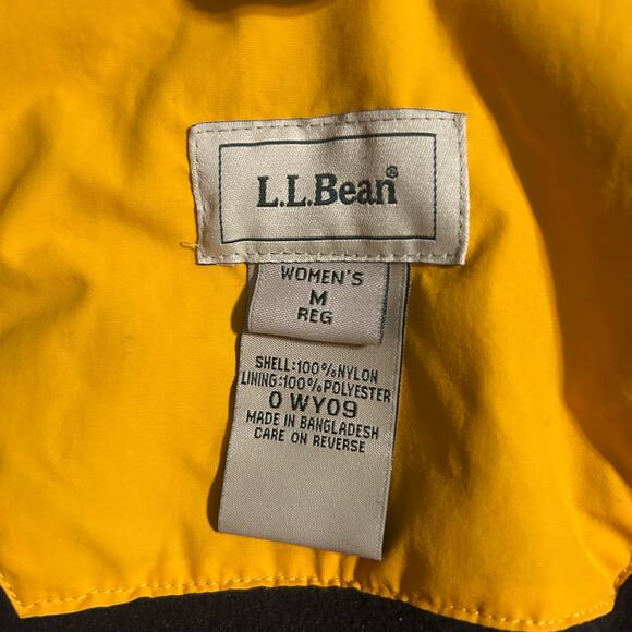L.L.Bean Women’s Yellow Nylon Fleece Lined Vest Size M Zip Front Outdoor - Picture 3 of 3